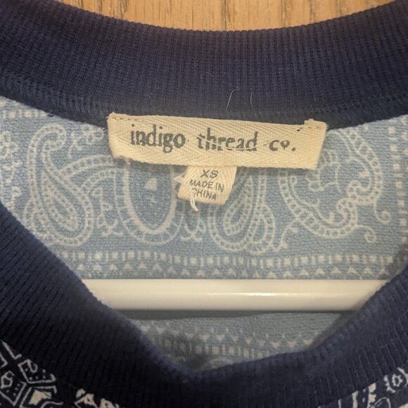 Indigo Thread Paisley Patchwork Navy and White Top-XS - Picture 3 of 4